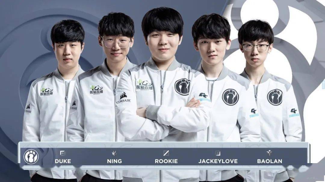 两种特质并 两种特质并